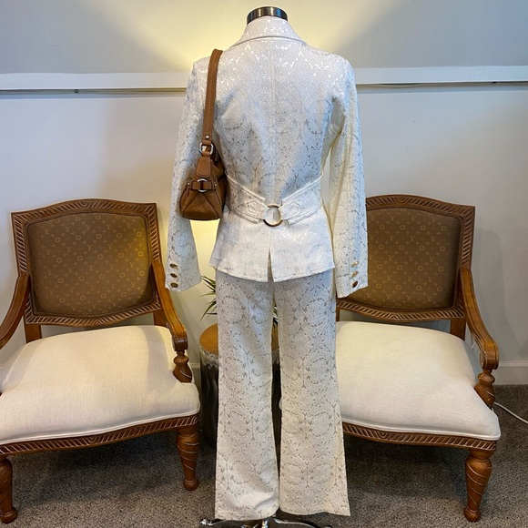 Cache Vintage 90s Y2K Elegant Brocade Cream Blazer and Flared Pants Set Size 6/8